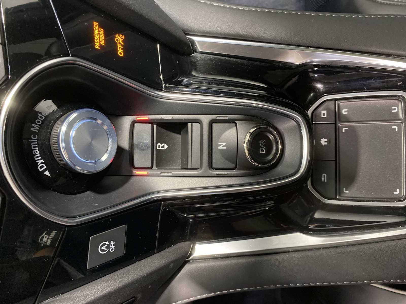 Thumbnail: 2019 Acura RDX - 17