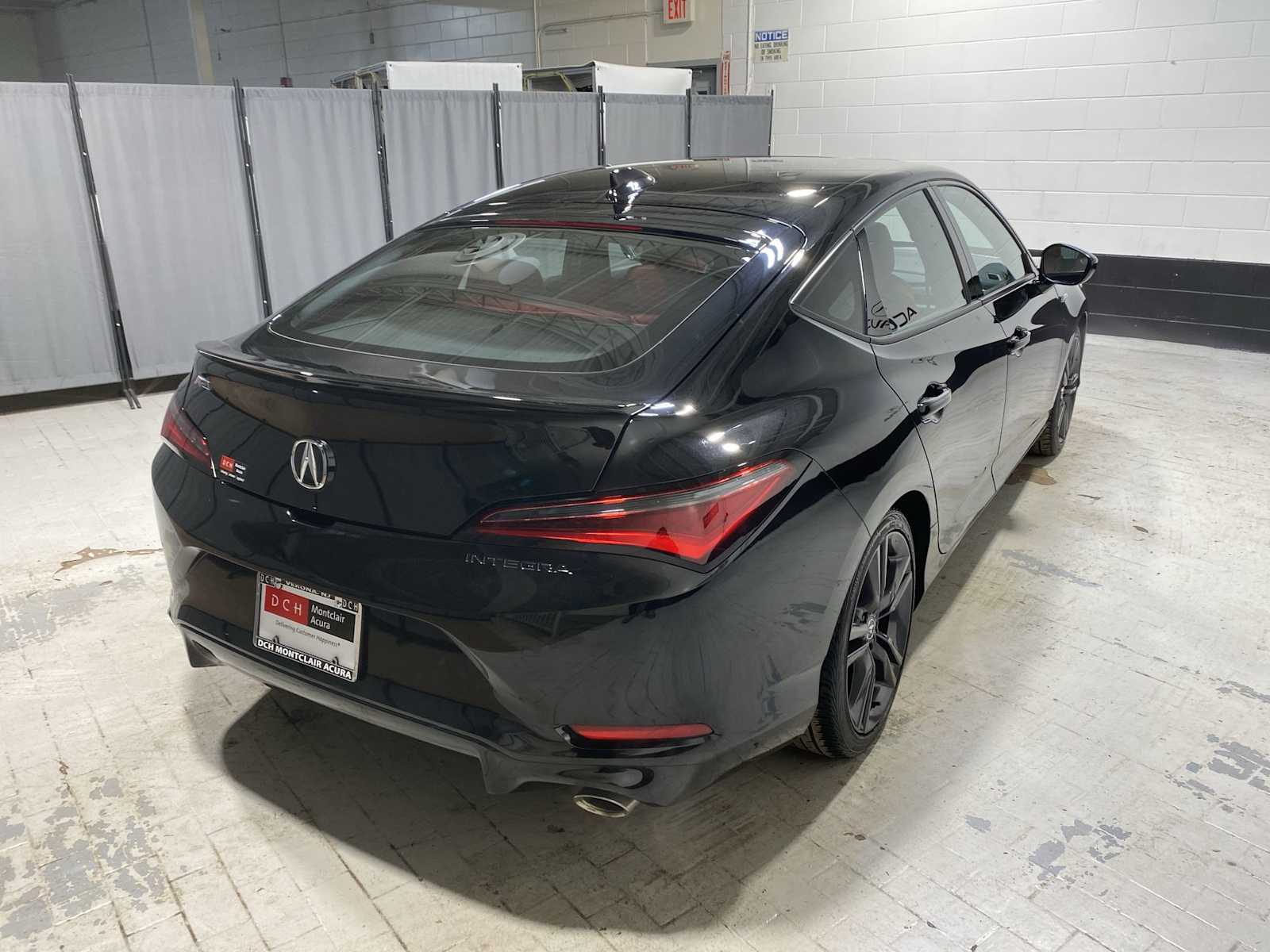 Thumbnail: 2023 Acura Integra - 26