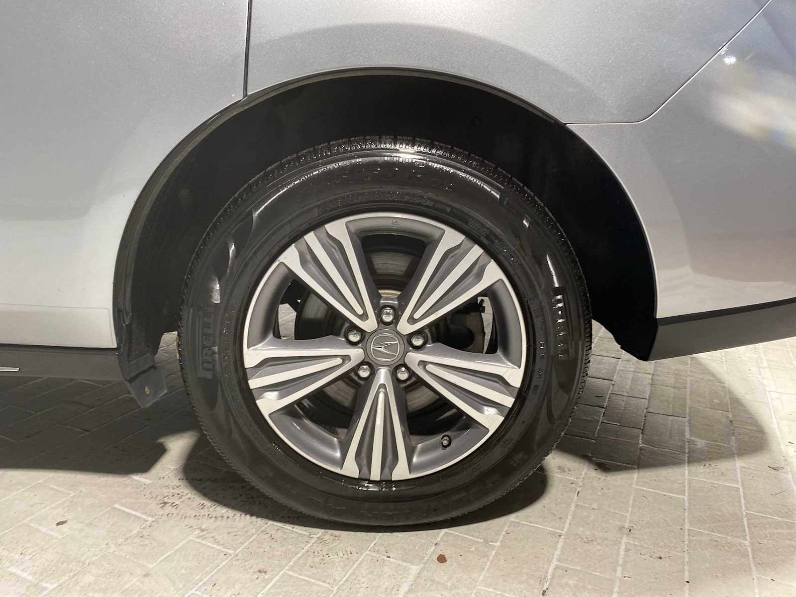 Thumbnail: 2019 Acura MDX - 8