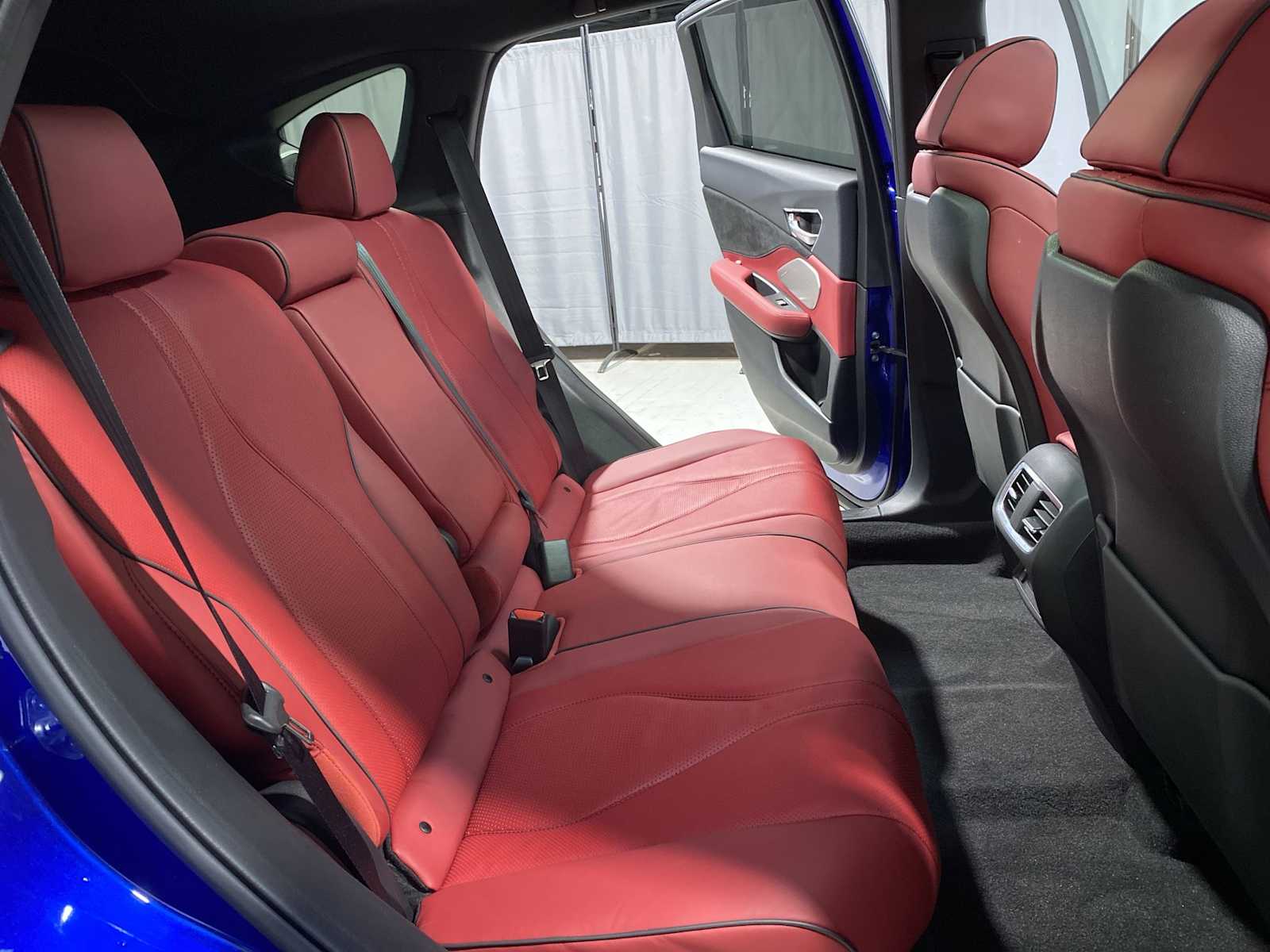 Thumbnail: 2025 Acura RDX - 13