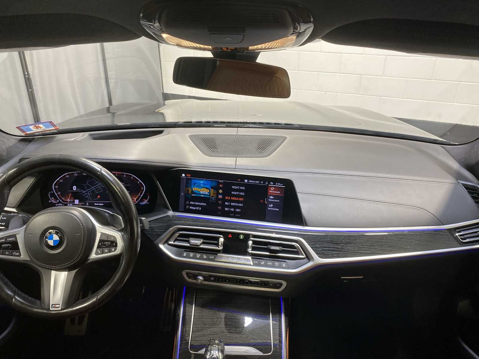 Thumbnail: 2020 BMW X7 - 10