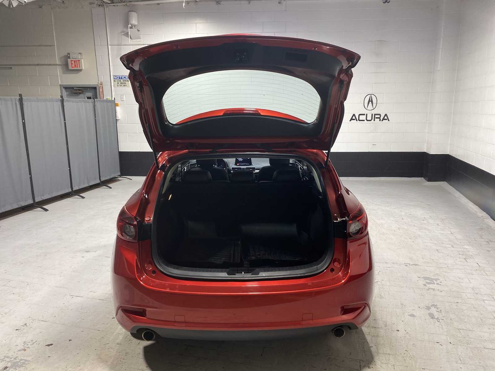 Thumbnail: 2018 Mazda Mazda3 - 19