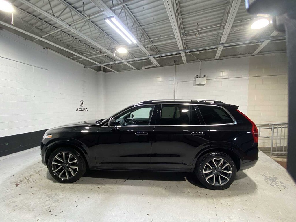 Used 2019 Volvo XC90 Momentum SUV