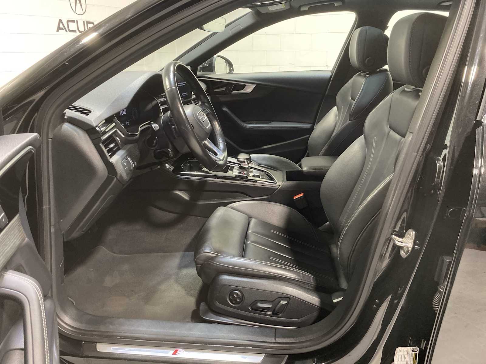 Thumbnail: 2023 Audi A4 - 2