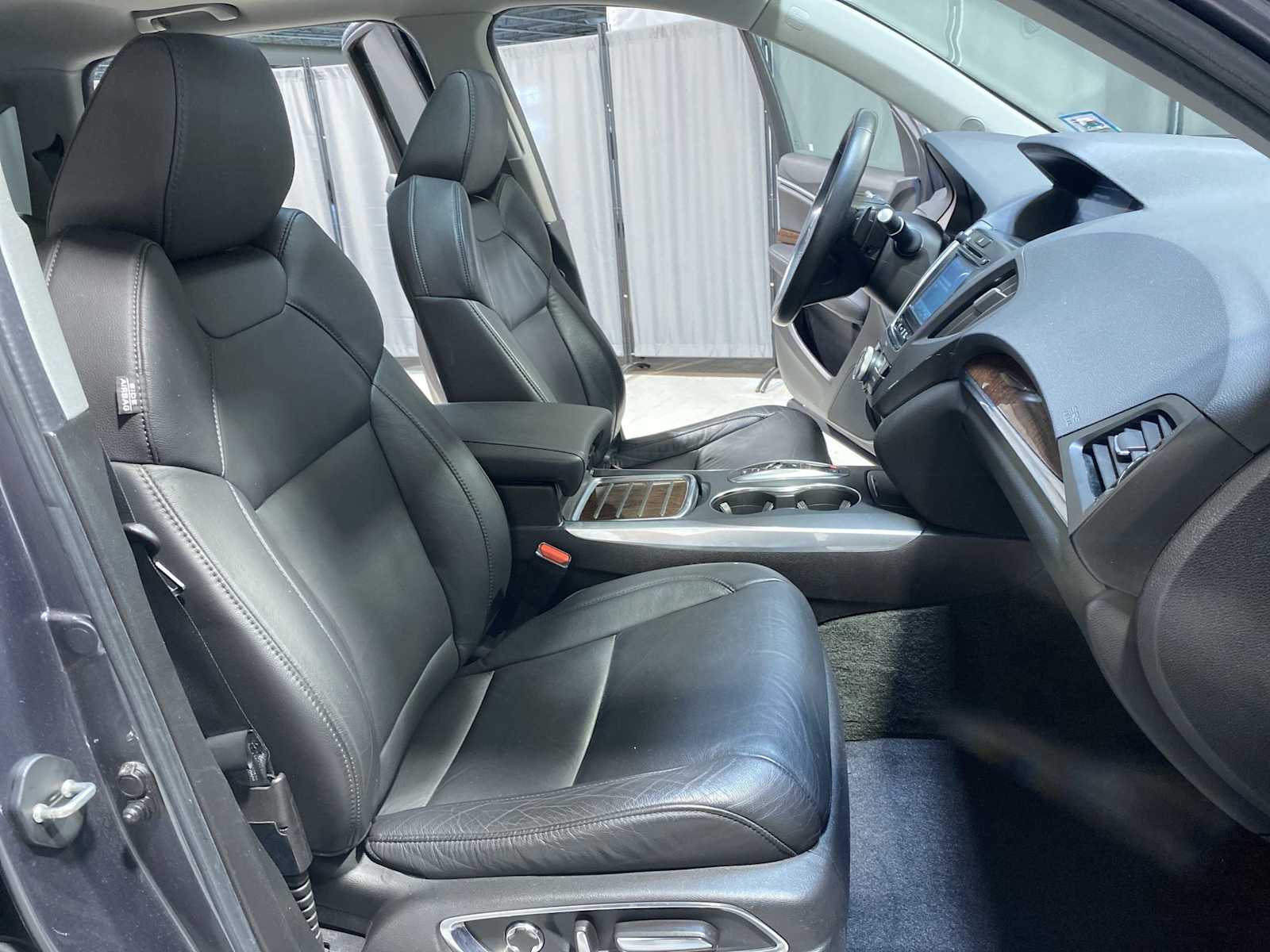 Thumbnail: 2019 Acura MDX - 14
