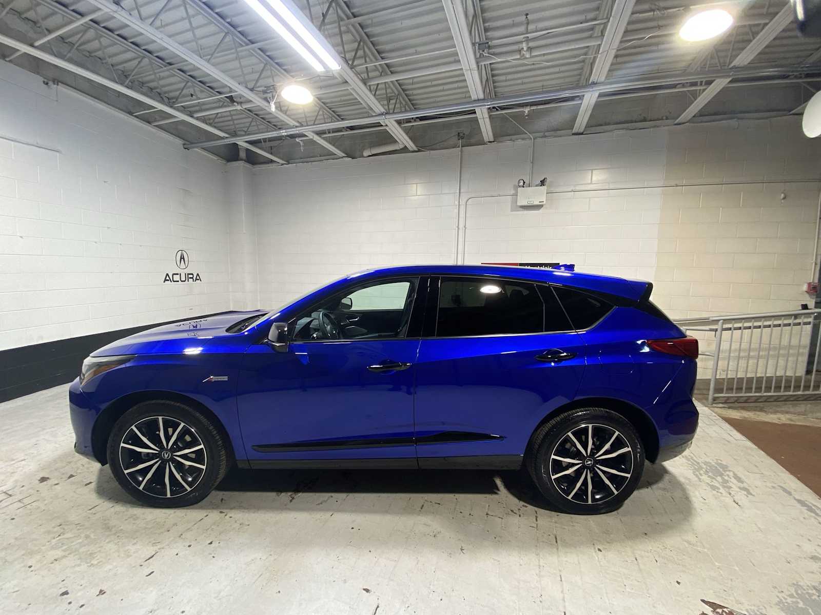 Thumbnail: 2025 Acura RDX - 3