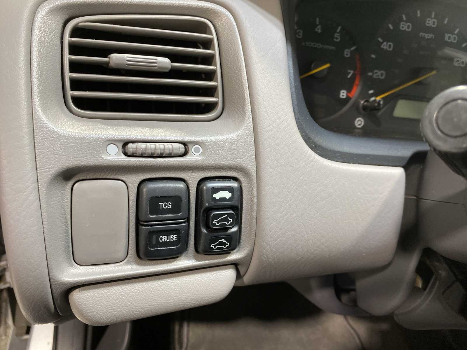 Thumbnail: 2001 Honda Accord - 24