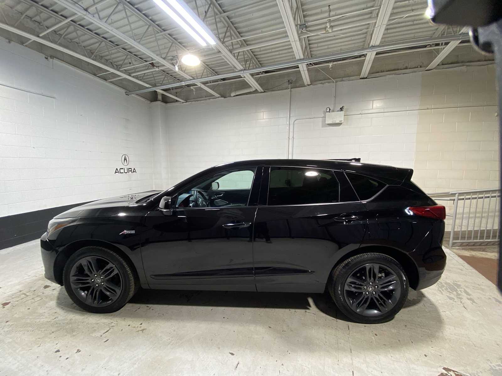 Thumbnail: 2023 Acura RDX - 3