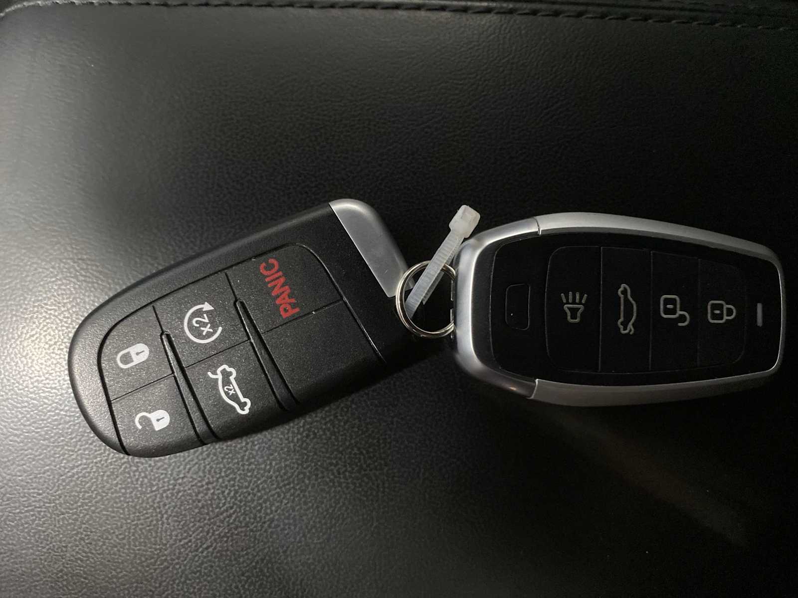 Thumbnail: 2020 Dodge Durango - 20