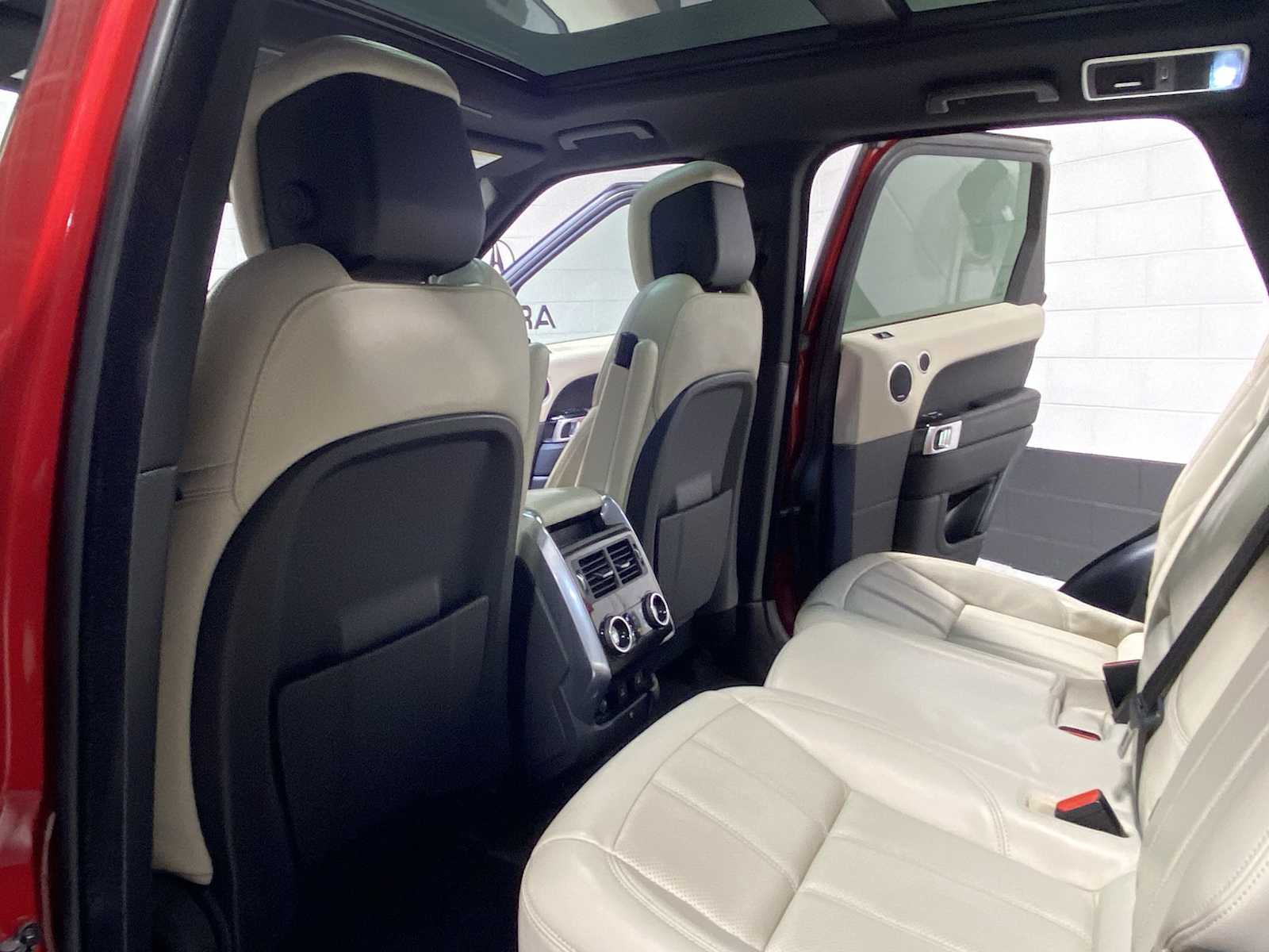 Thumbnail: 2021 Land Rover Range Rover Sport - 12