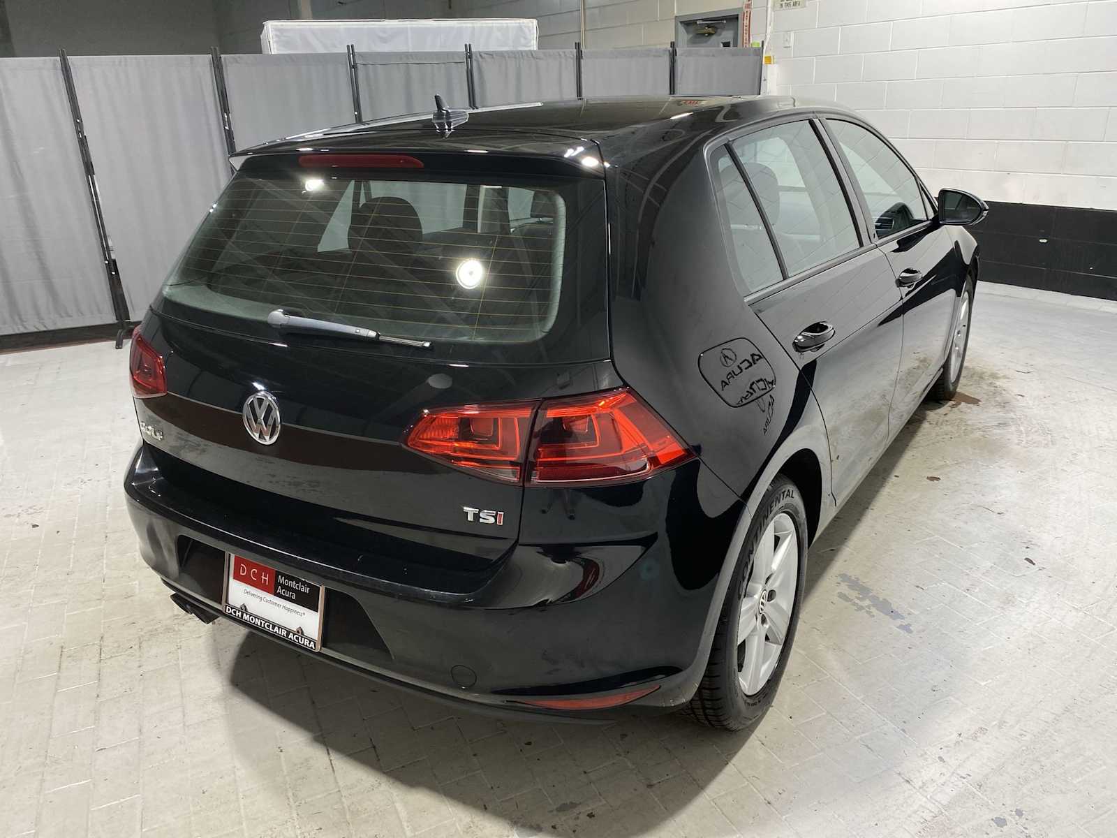 Thumbnail: 2017 Volkswagen Golf - 26