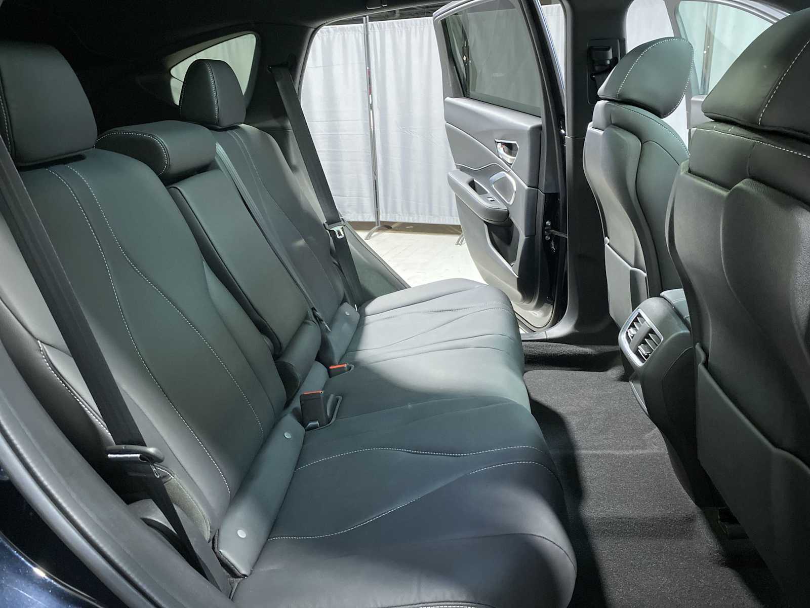 Thumbnail: 2025 Acura RDX - 13