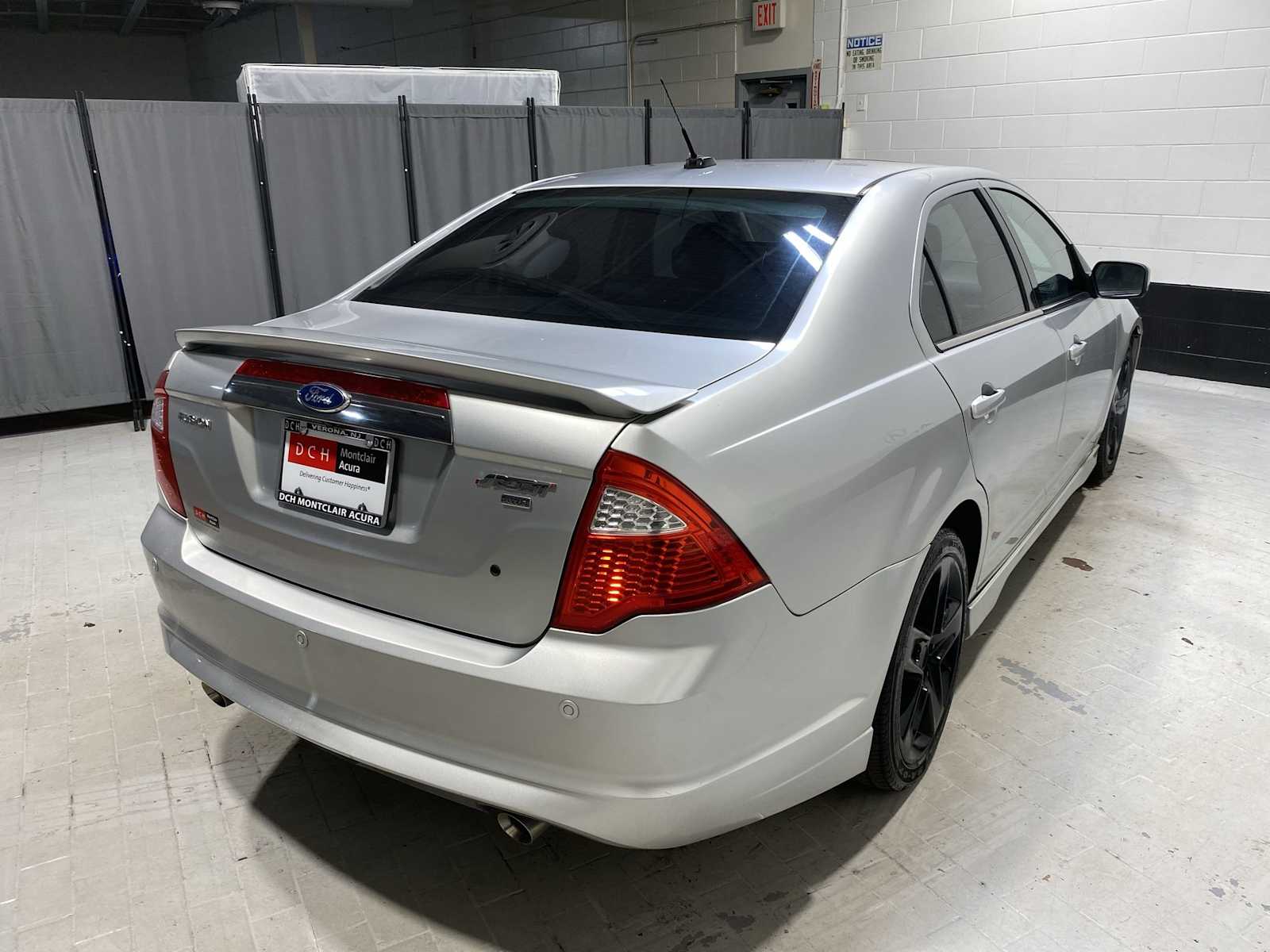 Thumbnail: 2011 Ford Fusion - 26