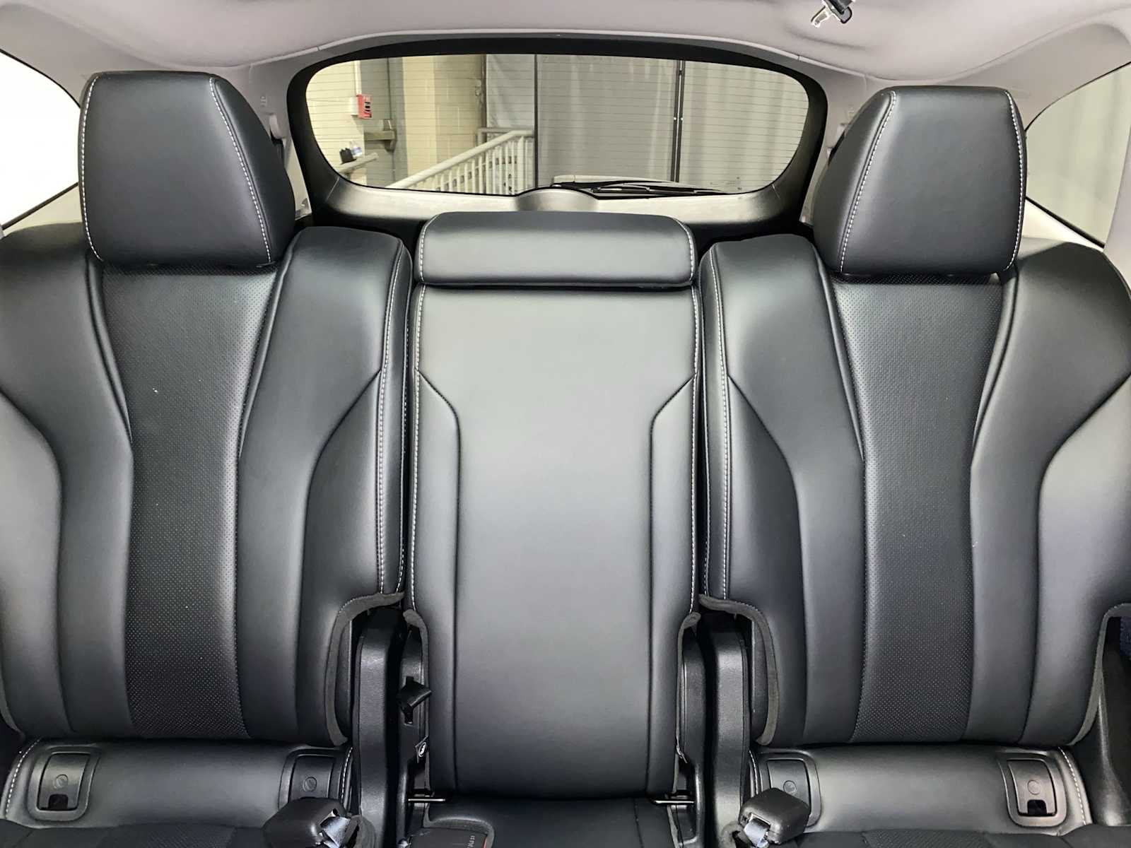 Thumbnail: 2023 Acura MDX - 22