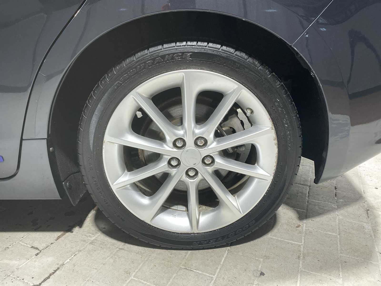 Thumbnail: 2011 Lexus CT - 8