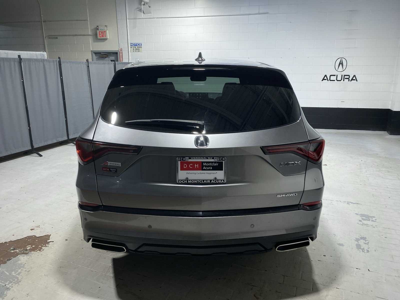 Thumbnail: 2023 Acura MDX - 5