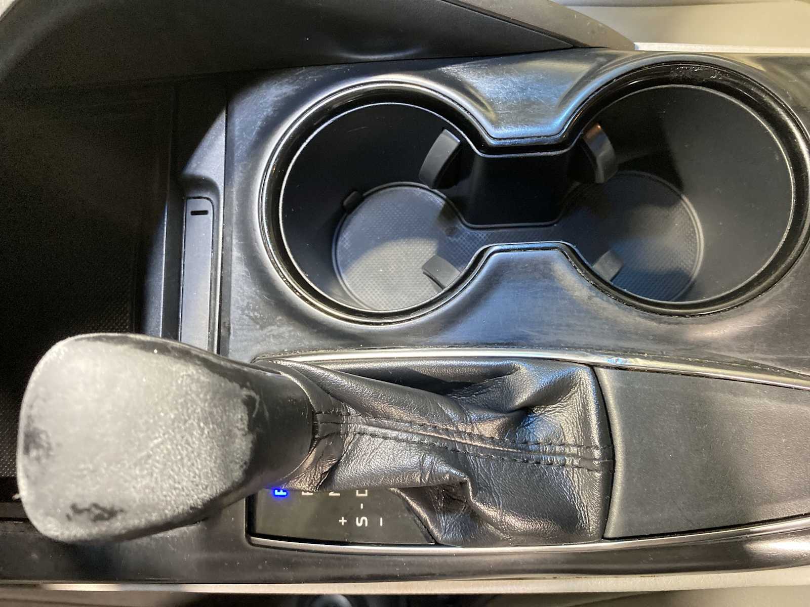 Thumbnail: 2018 Toyota Camry - 17