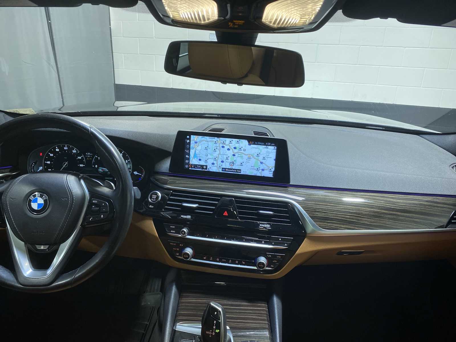 Thumbnail: 2018 BMW 5 Series - 10