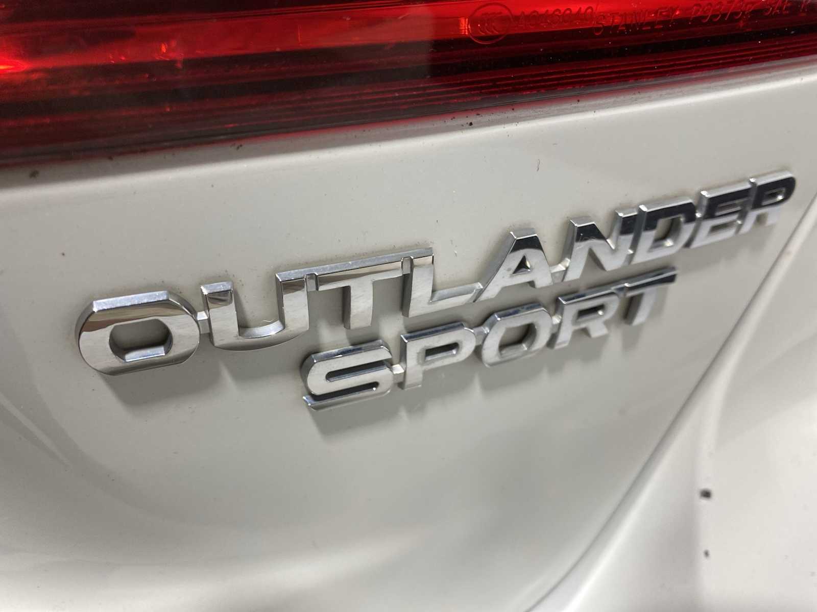 Thumbnail: 2019 Mitsubishi Outlander Sport - 7