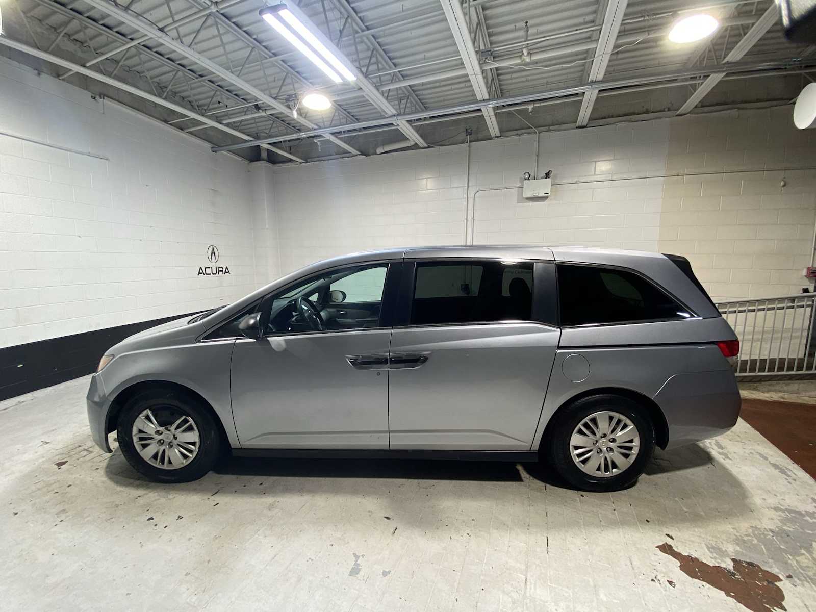 Thumbnail: 2016 Honda Odyssey - 3