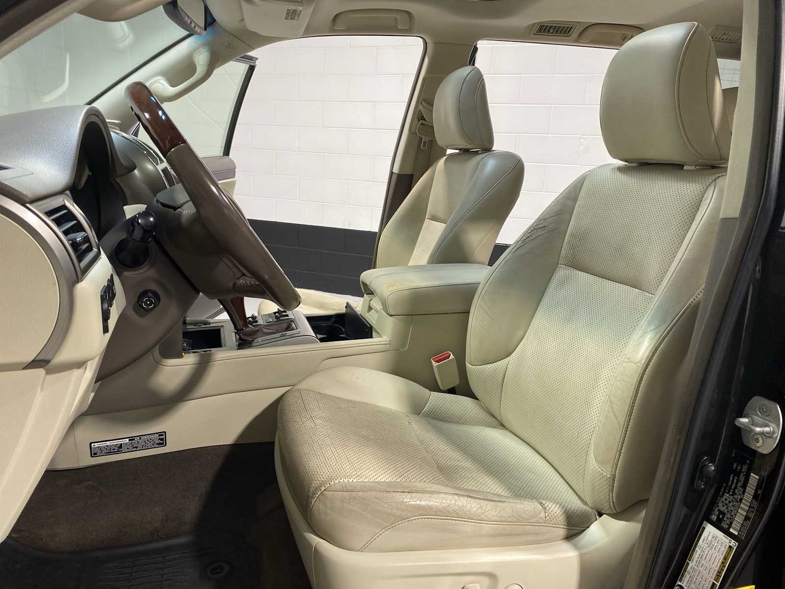 Thumbnail: 2015 Lexus GX - 11