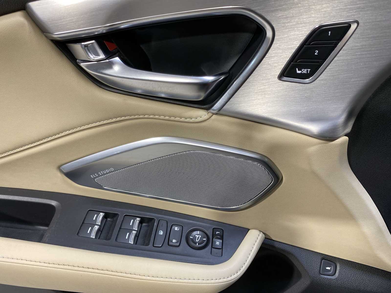 Thumbnail: 2020 Acura RDX - 23