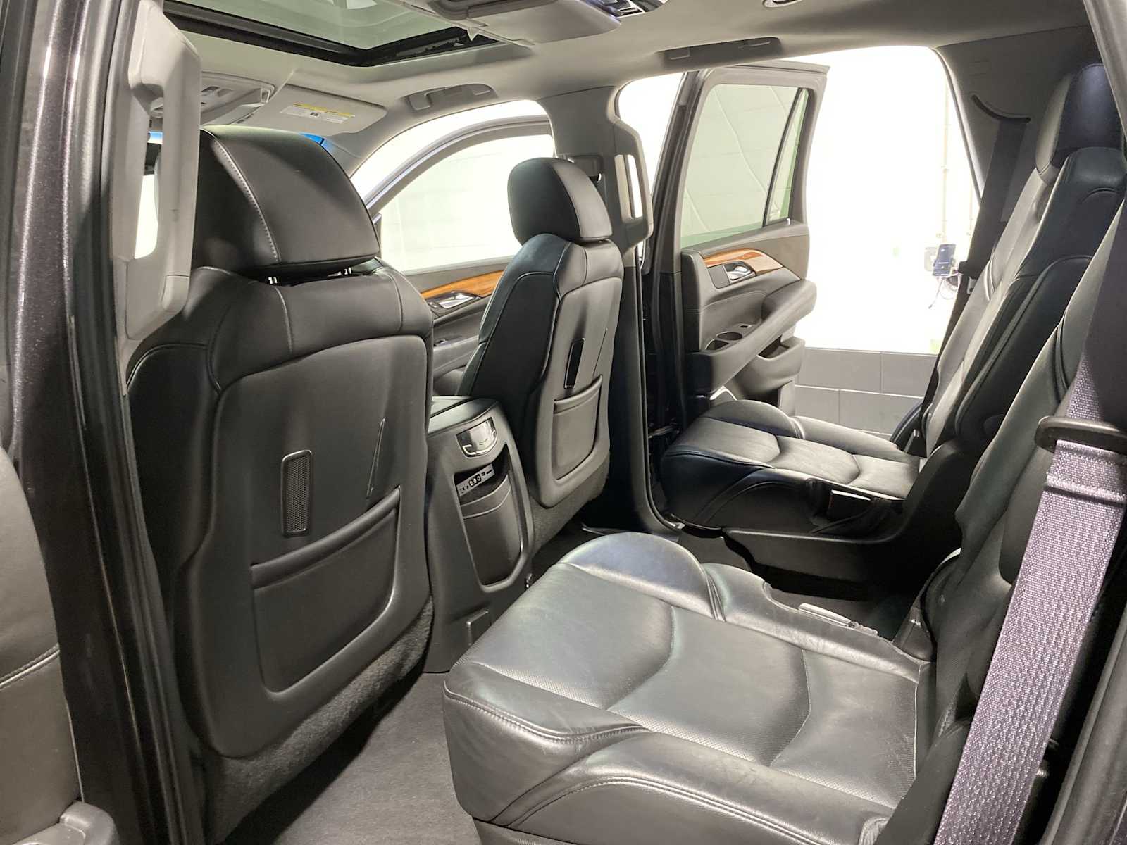 Thumbnail: 2015 Cadillac Escalade - 12