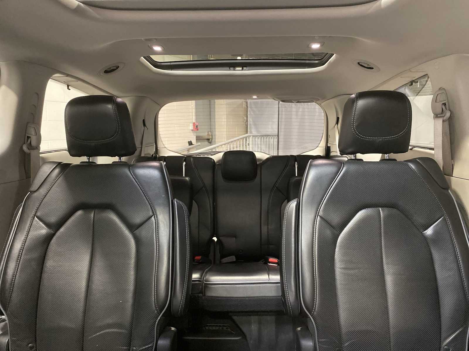 Thumbnail: 2019 Chrysler Pacifica - 22