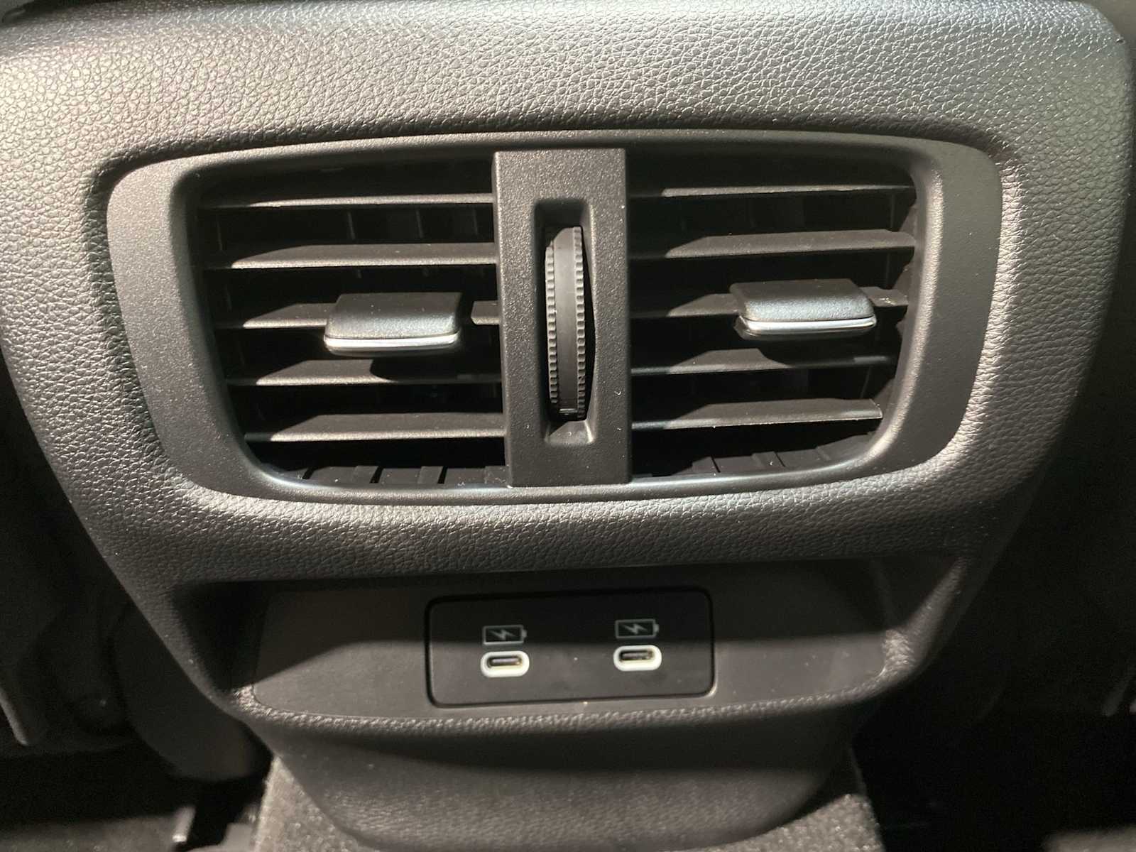 Thumbnail: 2025 Acura TLX - 25