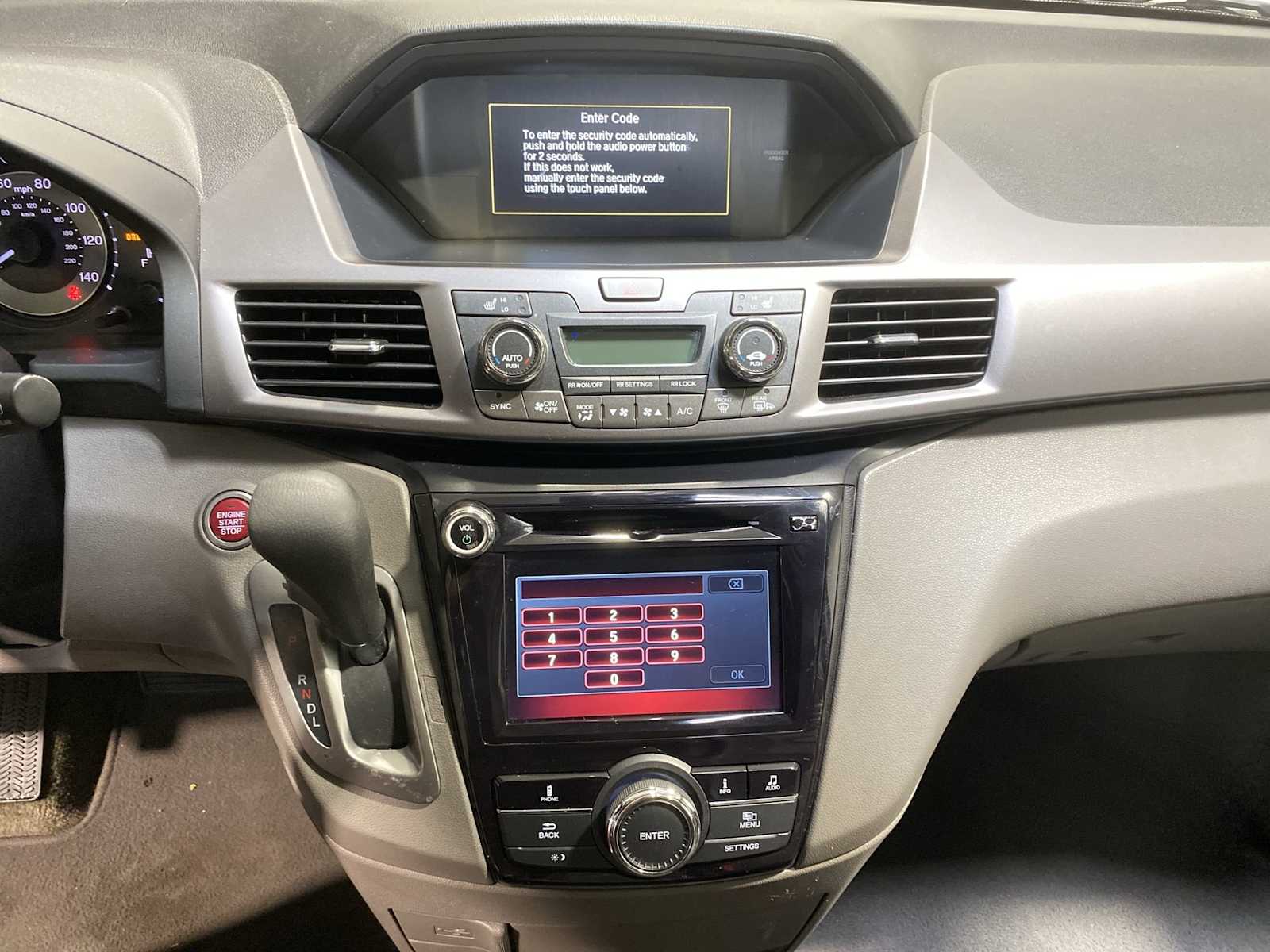 Thumbnail: 2014 Honda Odyssey - 16