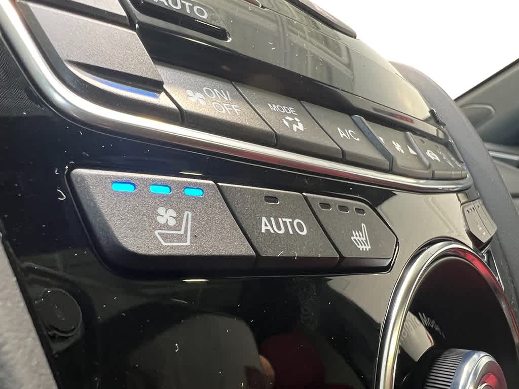 Thumbnail: 2026 Acura RDX - 20