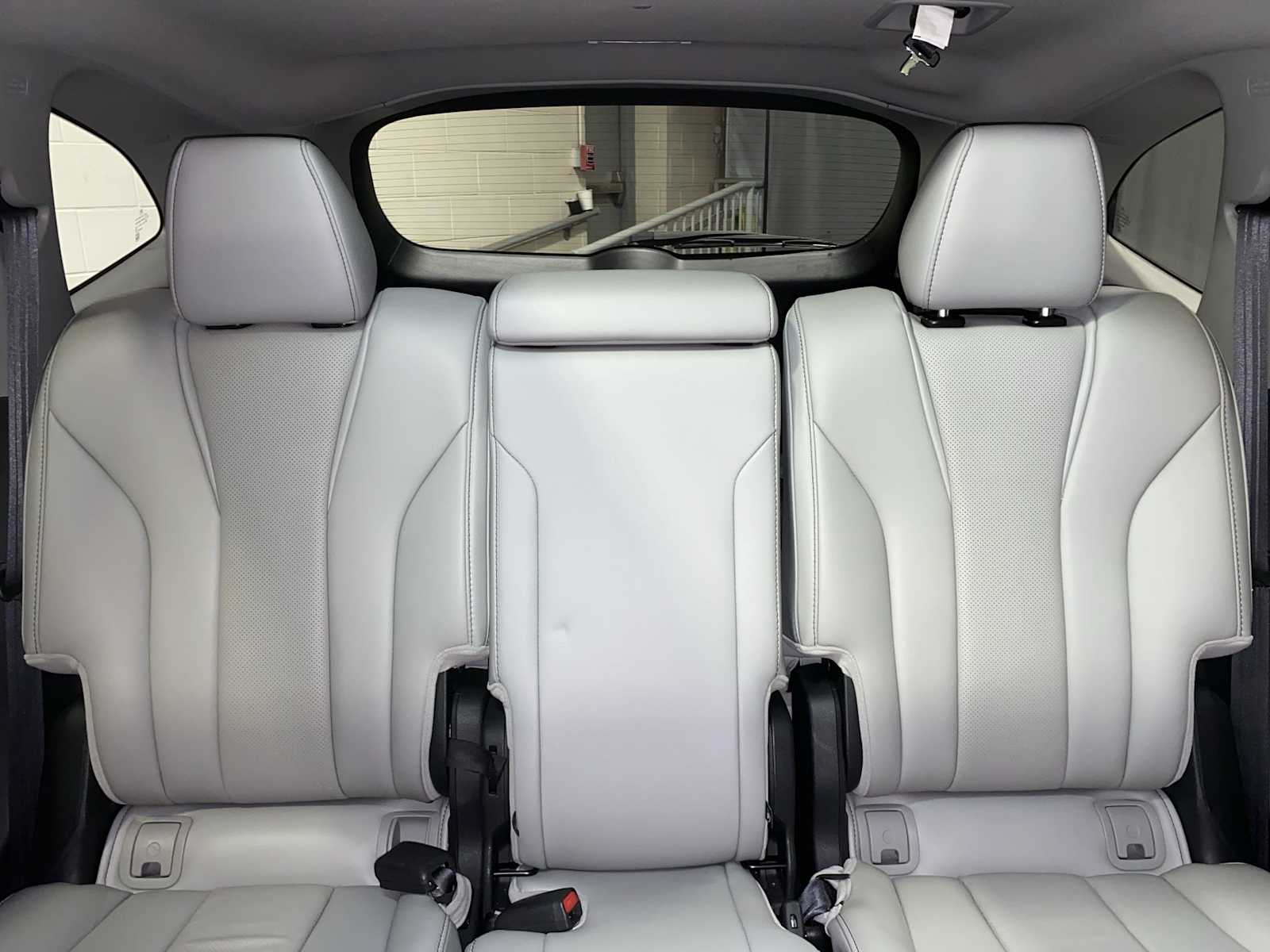 Thumbnail: 2023 Acura MDX - 22