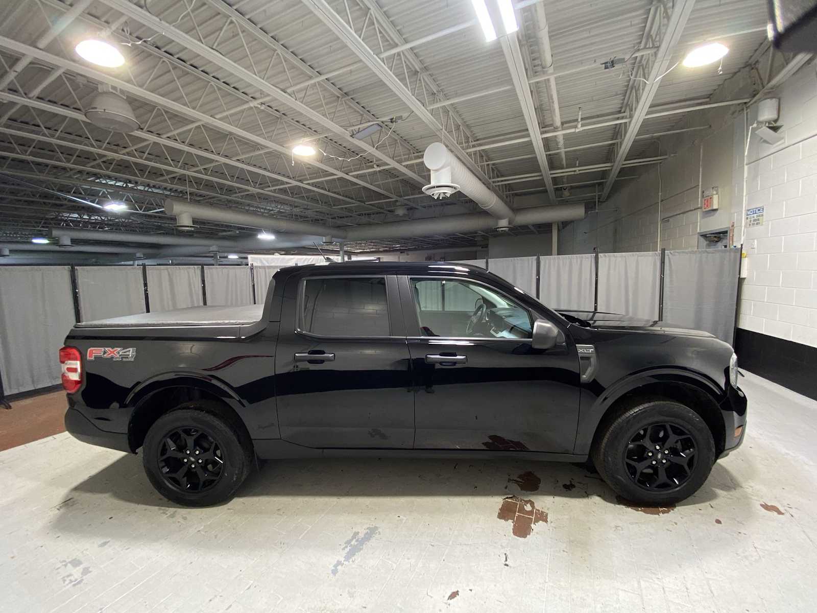 Thumbnail: 2022 Ford Maverick - 27