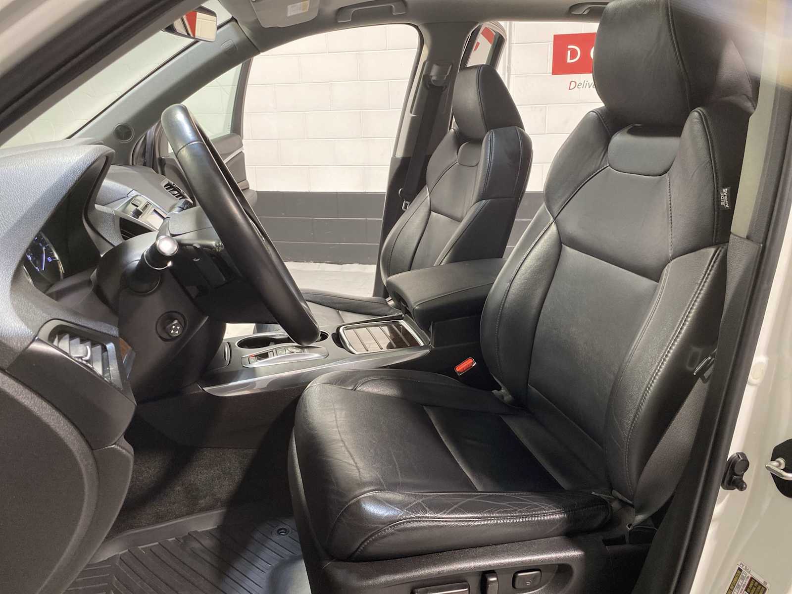 Thumbnail: 2018 Acura MDX - 11