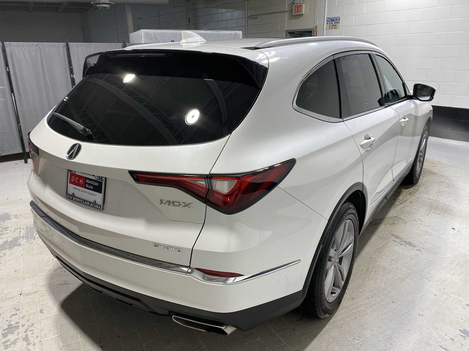 Thumbnail: 2023 Acura MDX - 26