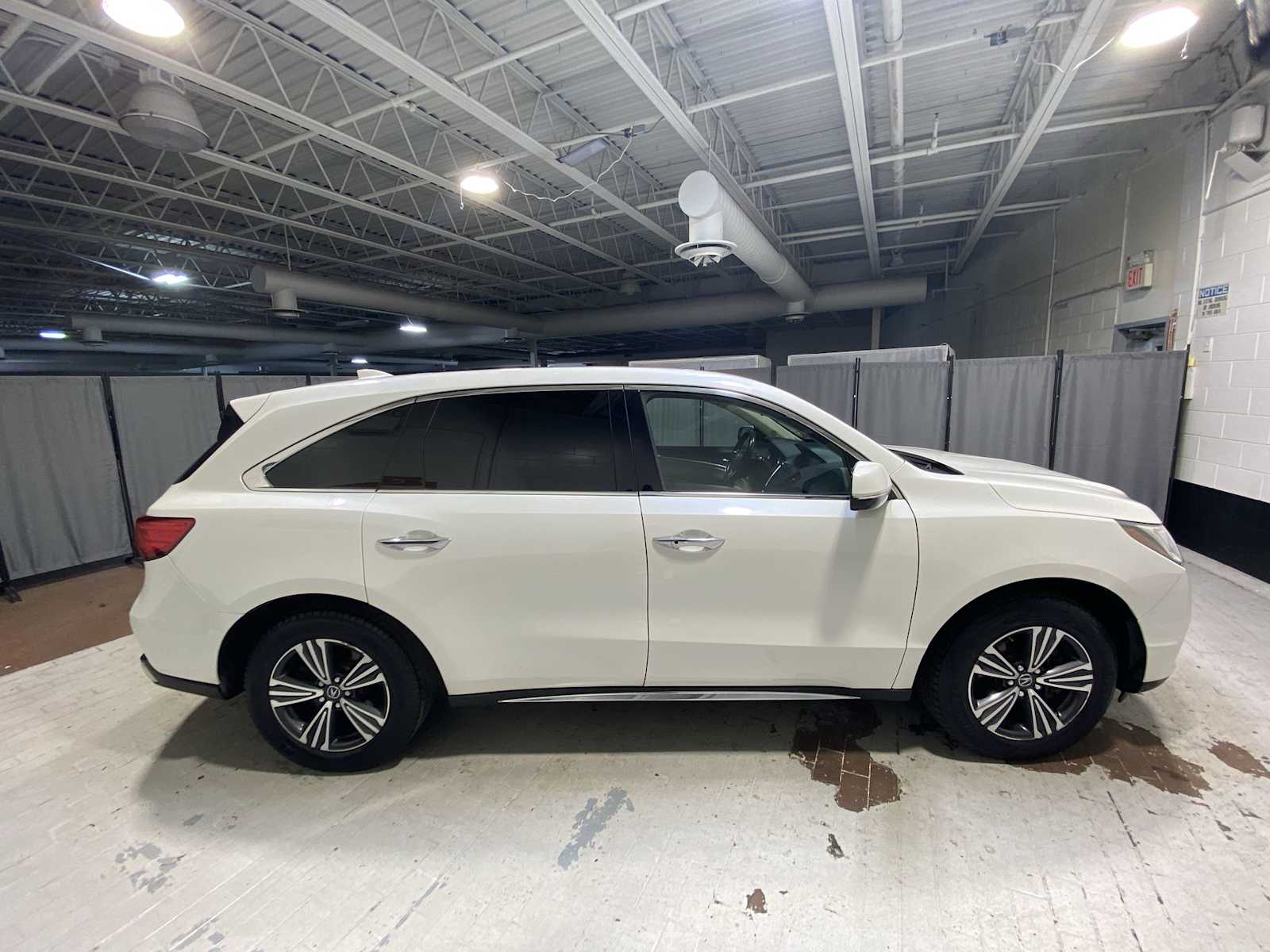 Thumbnail: 2017 Acura MDX - 27