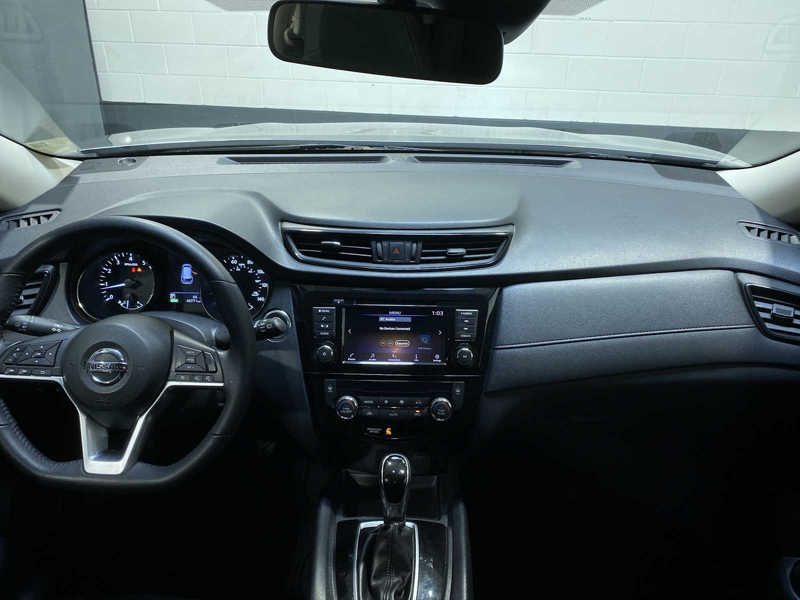 Thumbnail: 2019 Nissan Rogue - 10