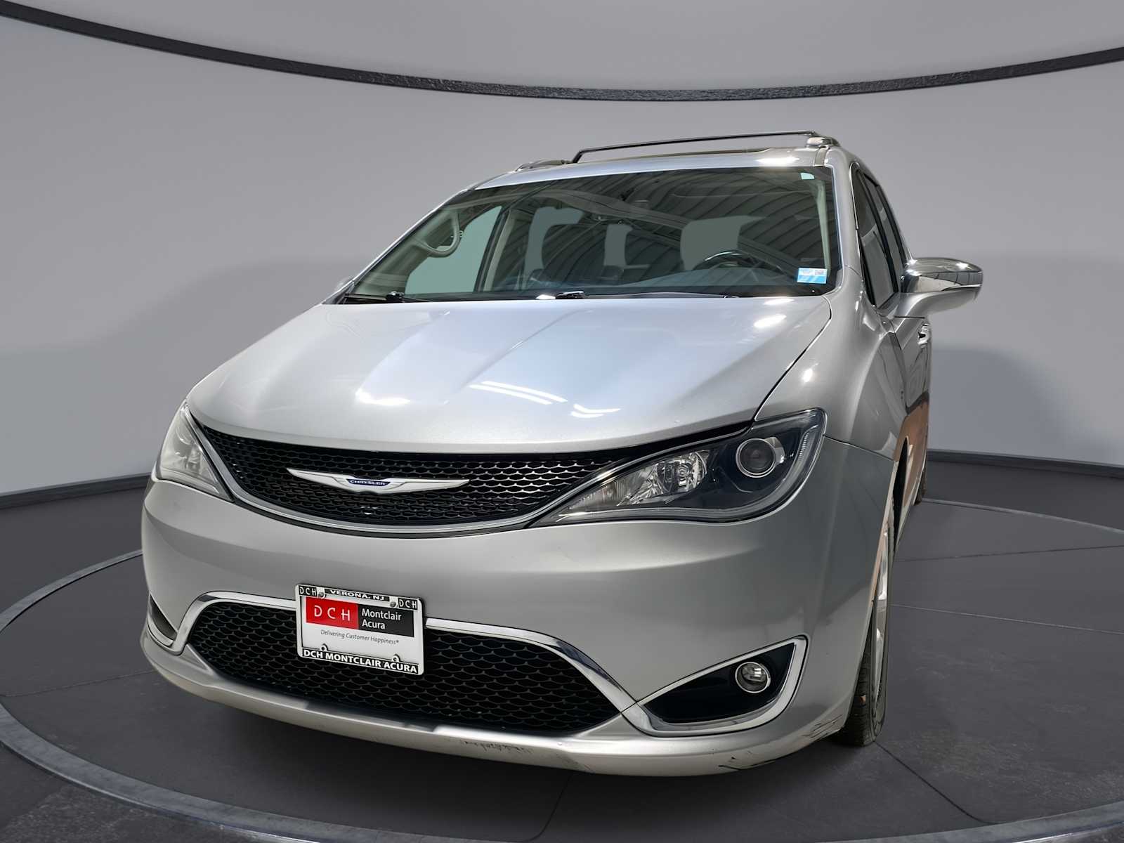 2019 Chrysler Pacifica Limited -
                  Verona, NJ