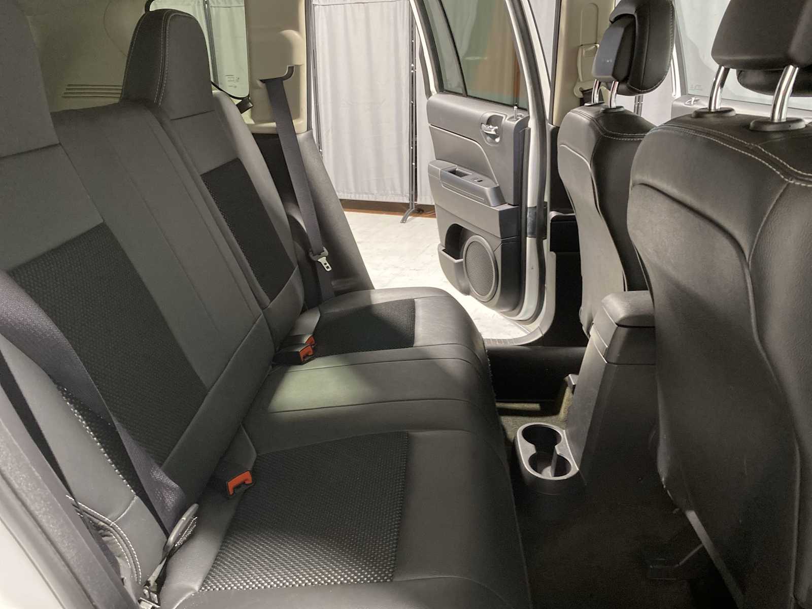 Thumbnail: 2017 Jeep Compass - 13