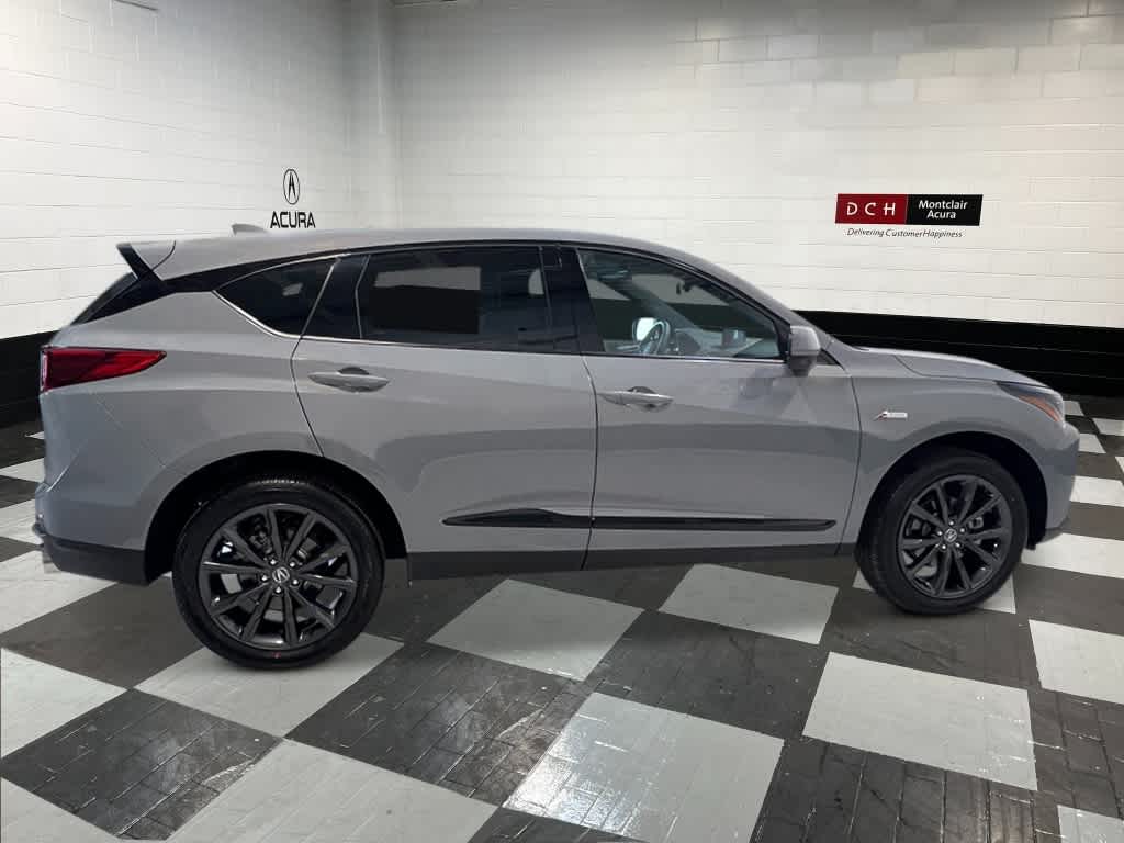 Thumbnail: 2025 Acura RDX - 5