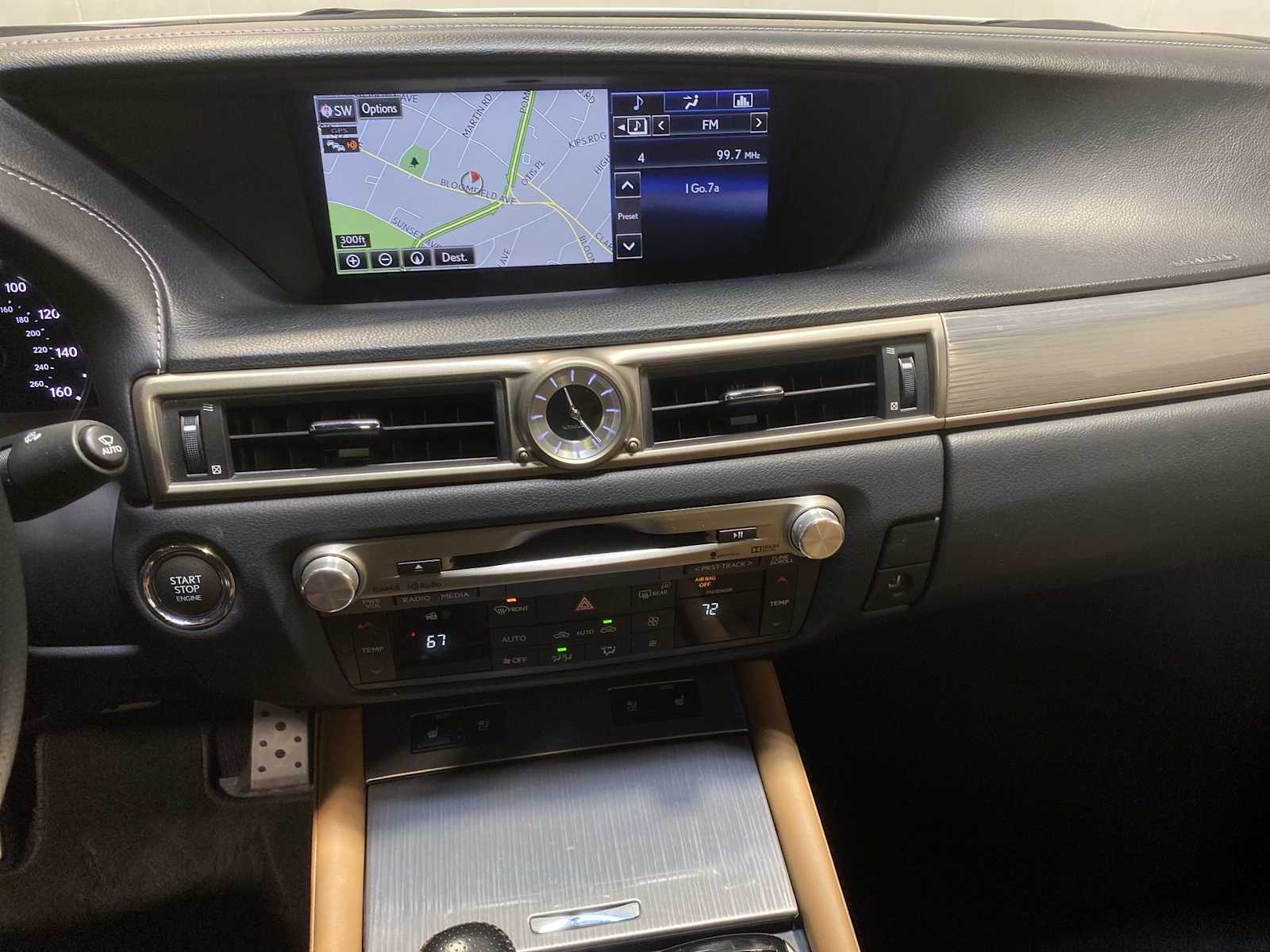 Thumbnail: 2015 Lexus GS - 16