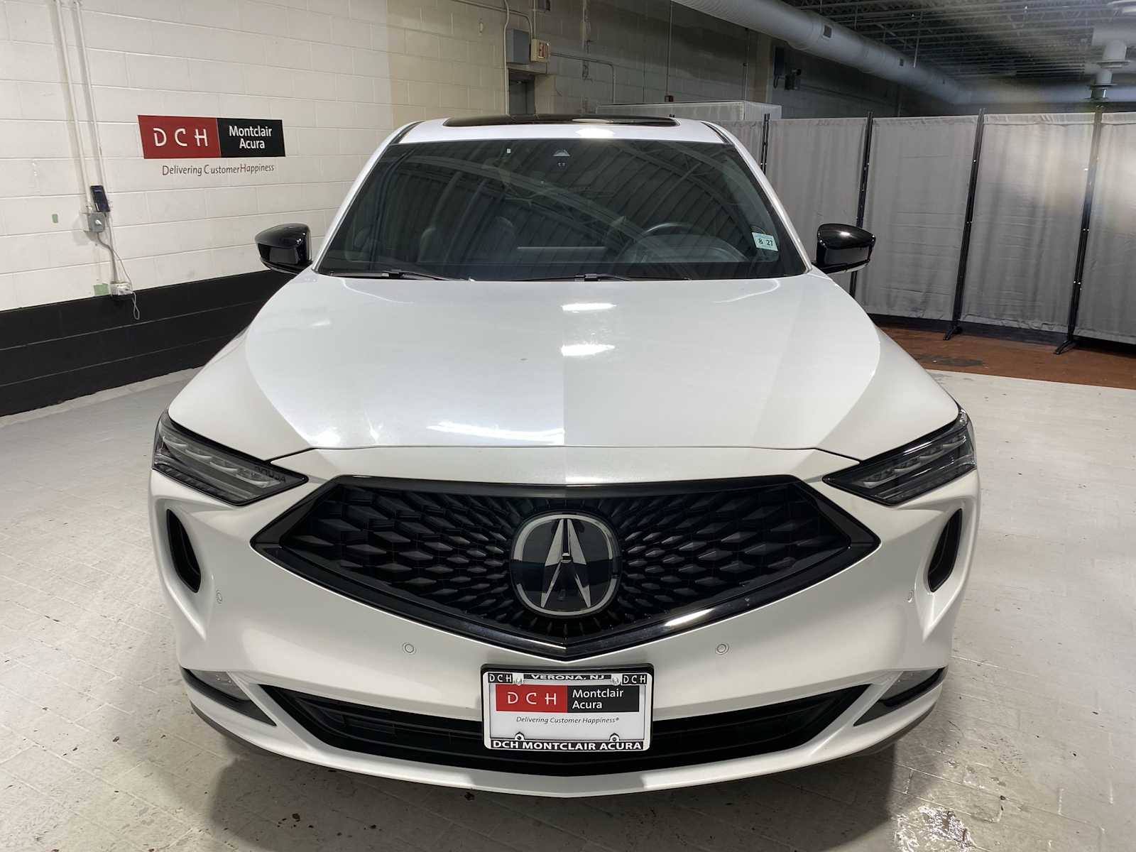 Thumbnail: 2022 Acura MDX - 6