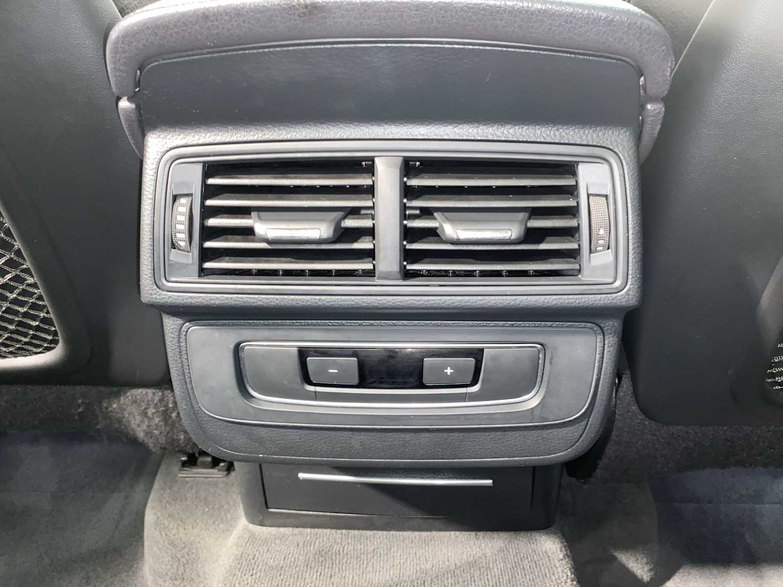 Thumbnail: 2017 Audi Q7 - 25