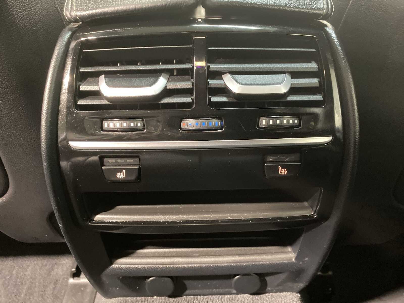 Thumbnail: 2017 BMW 5 Series - 25