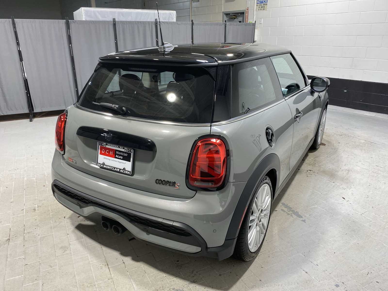 Thumbnail: 2023 MINI Cooper Hardtop - 26