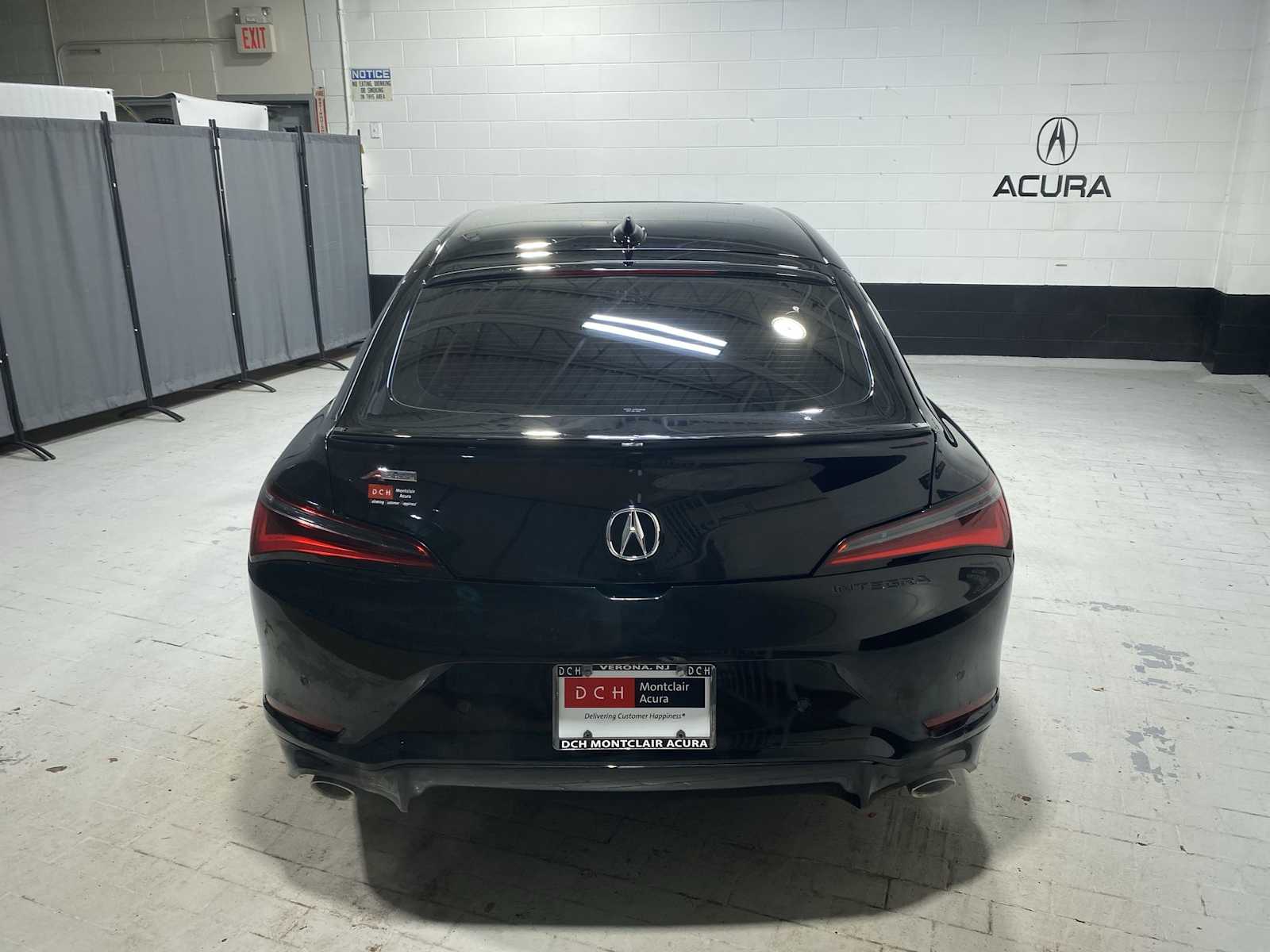 Thumbnail: 2023 Acura Integra - 5