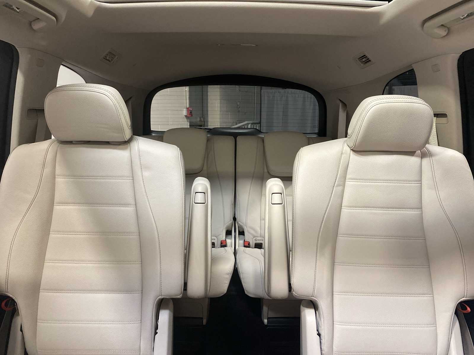 Thumbnail: 2022 Mercedes-Benz GLS - 22