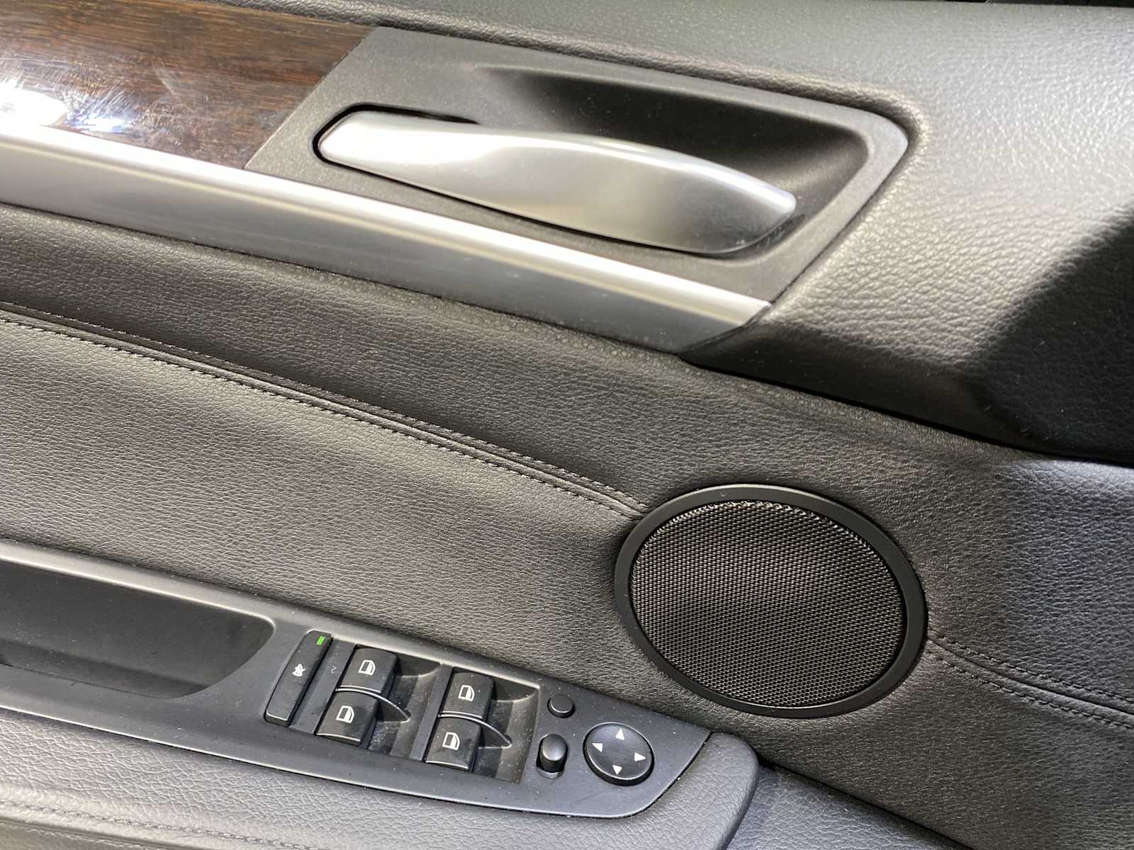 Thumbnail: 2013 BMW X5 - 22