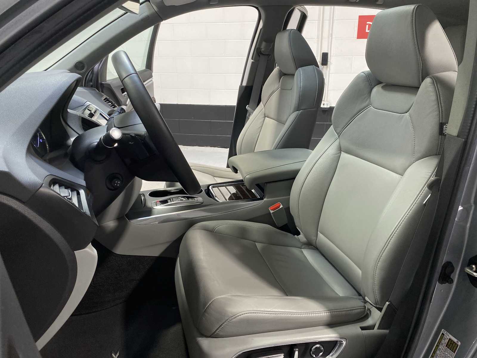 Thumbnail: 2019 Acura MDX - 11