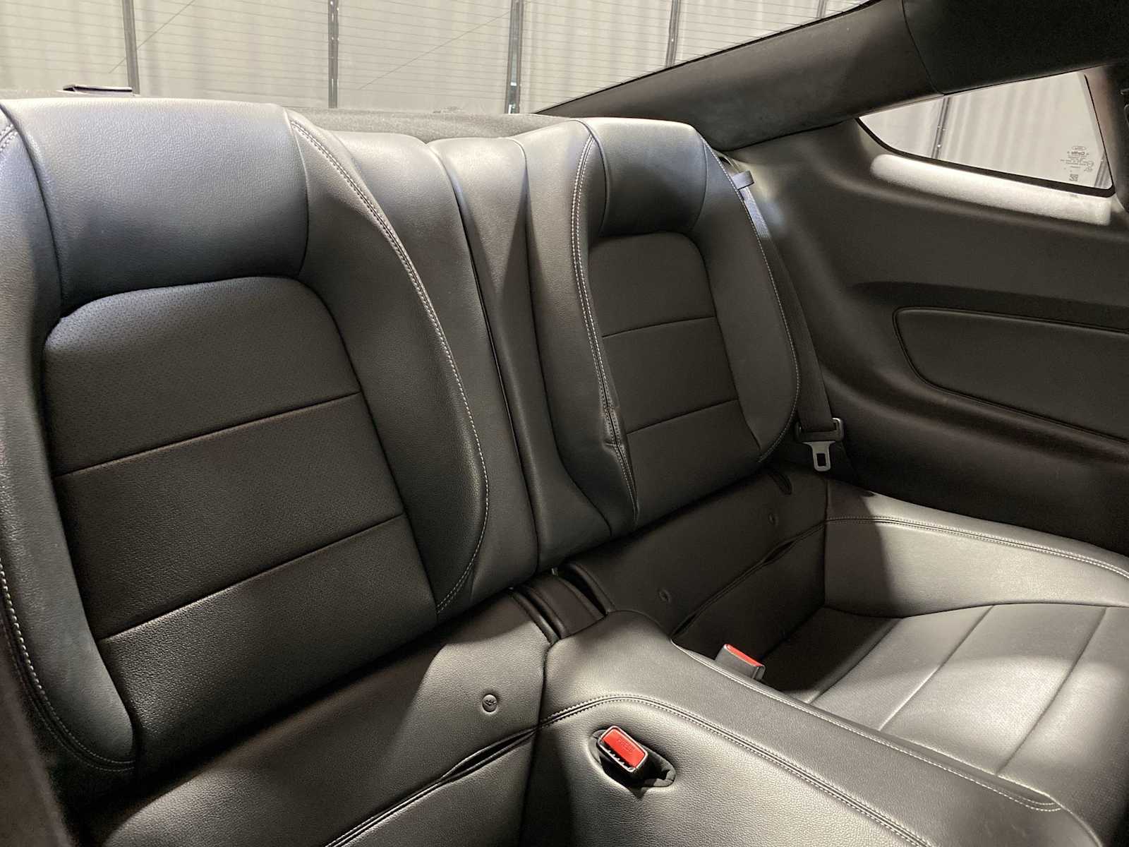 2015 Ford Mustang  12